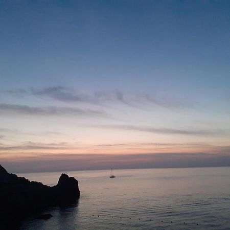 Casa Vacanze Ibiscus Porto Venere Exterior foto